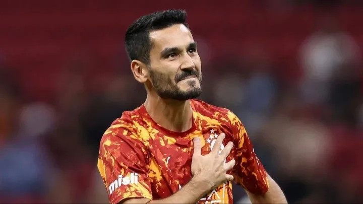 “Qalatasaray”ın ulduzu 250 milyona ev aldı
