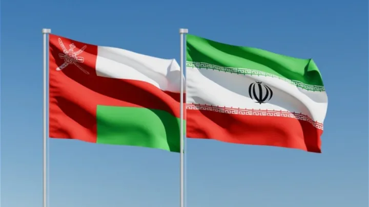 İran və Oman Hörmüz boğazında gəmiçiliklə bağlı razılığa gəldi