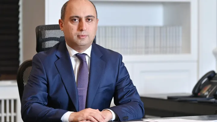 Bakıda aşağı nəticə göstərən şagirdlərin sayı azalıb -