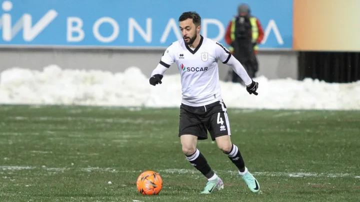 "Neftçi" Elvin Camalovla yollarını ayırdı