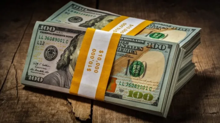 Azərbaycanın valyuta ehtiyatları 90 milyard dolları keçdi