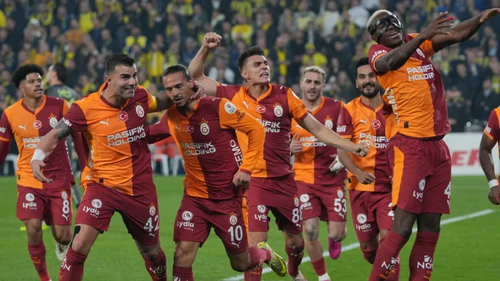 “Qalatasaray”ın ulduzu derbiyə yetişdi