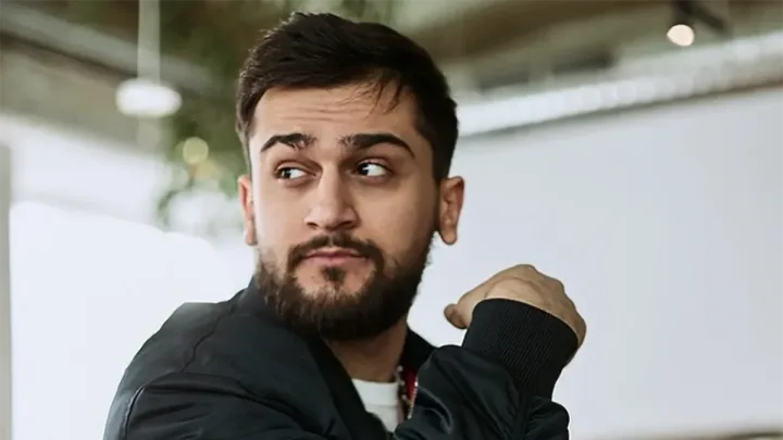 Müğənni JONY adını və soyadını dəyişdi