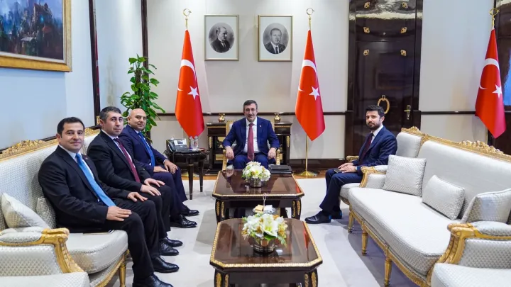 Cevdet Yılmaz Rəşad Aslanovla görüşdü