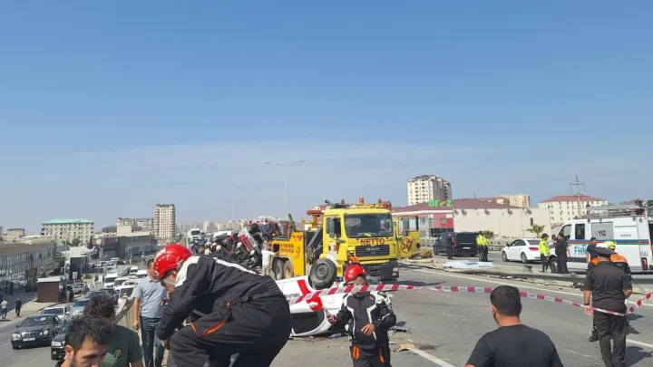 Bakı-Sumqayıt yolunda baş verən ağır qəzanın 