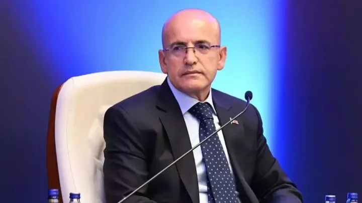 Türkiyənin maliyyə naziri istefa verir?