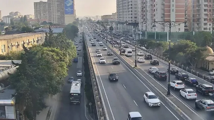 Bu yollarda tıxac var -