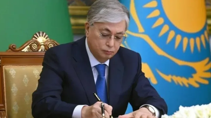Hərbçilərin ölümünə görə müdafiə naziri işdən çıxarıldı