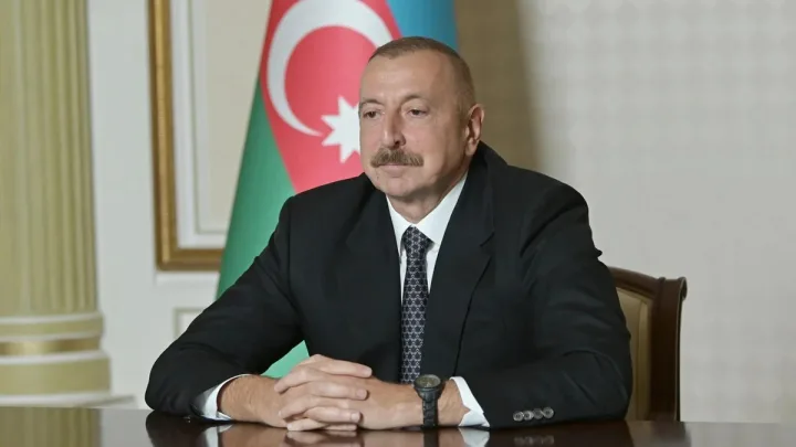 Prezident bu şəxsləri təltif etdi - 