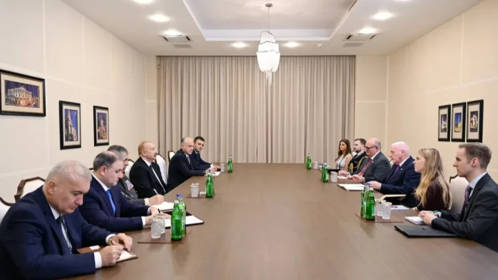 Prezident Lord Vernon Kioakeri qəbul etdi