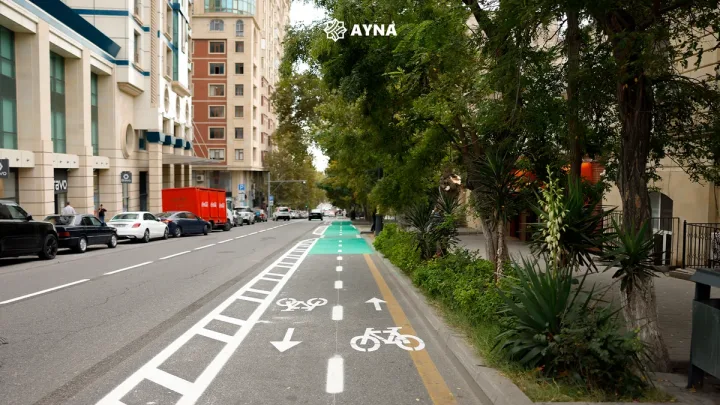 Bu küçədə mikromobillik zolağı yaradıldı