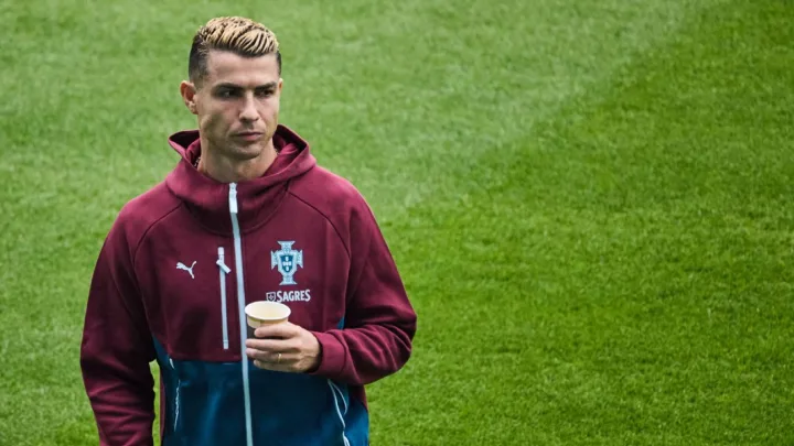 Ronaldonun 7 nömrəli forması ona verildi
