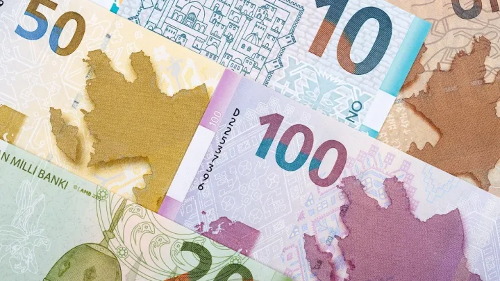 Azərbaycanda pul bazası artıb