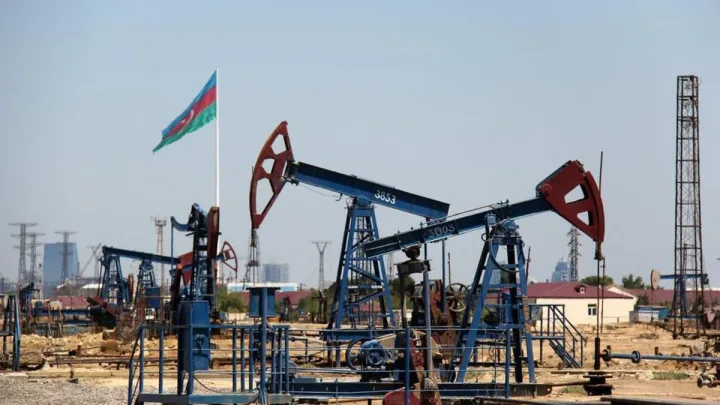 Azərbaycan nefti ucuzlaşdı