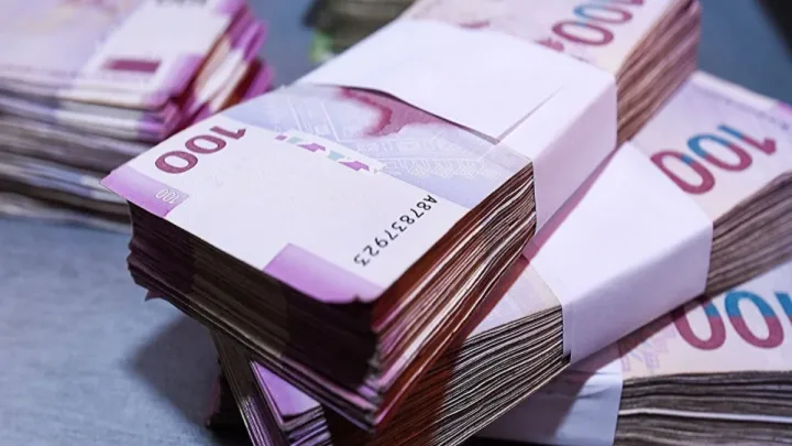 Azərbaycanda manatla pul kütləsi artıb