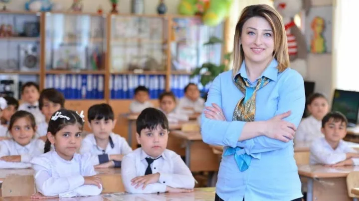 Müəllimlər belə geyinəcəklər -