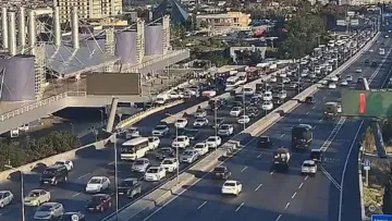 Bu yollarda tıxac var -