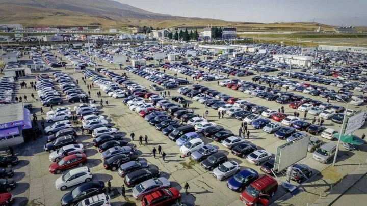 Avtomobil bazarında yeni tələblər, bazarda qiymətlər artacaq?