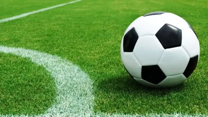 Günün futbol qrafiki