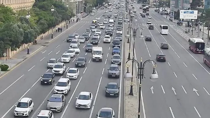Bu yollarda tıxac var -