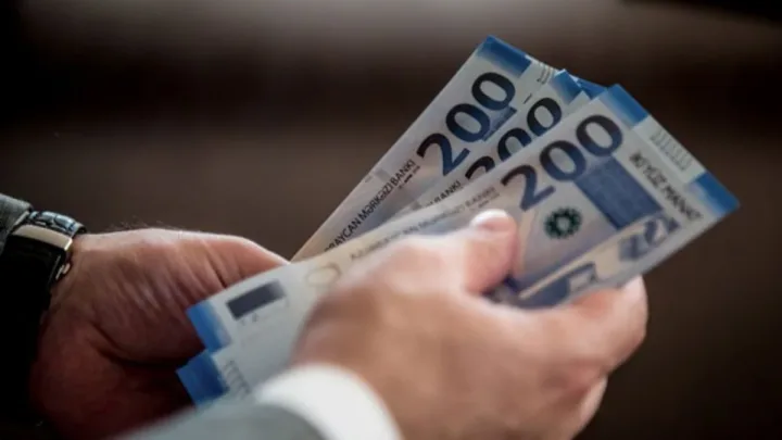 Ani ödənişlərin aylıq dövriyyəsi 2 milyard manatı ötüb