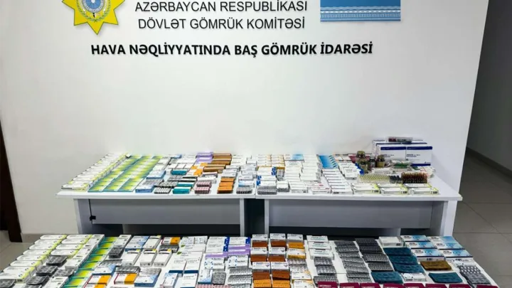 İstanbuldan gələn sərnişində 16 min dərman aşkarlandı