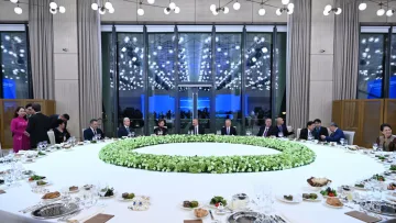 Prezident ailəsi ilə Bakıda mühüm şam yeməyində - 