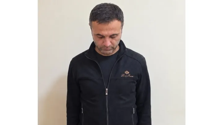 Xalçayuma xidməti adı ilə vətəndaşları aldadan şəxs saxlanılıb