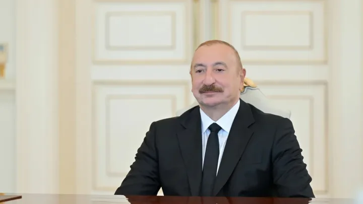 İlham Əliyev Hindistanın xarici işlər nazirini qəbul etdi -