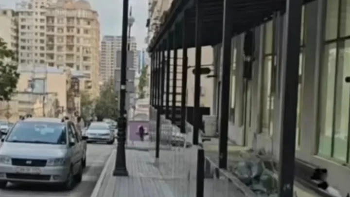 Piyada səkisinin zəbt edilməsinin qarşısı alındı -