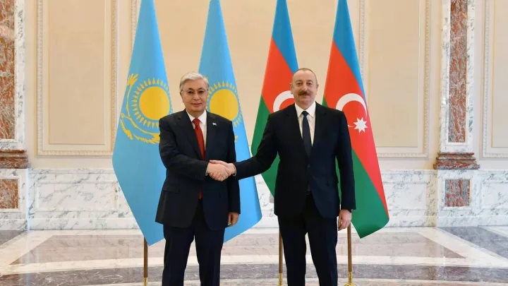 İlham Əliyev Kasım-Jomart Tokayevi təbrik etdi