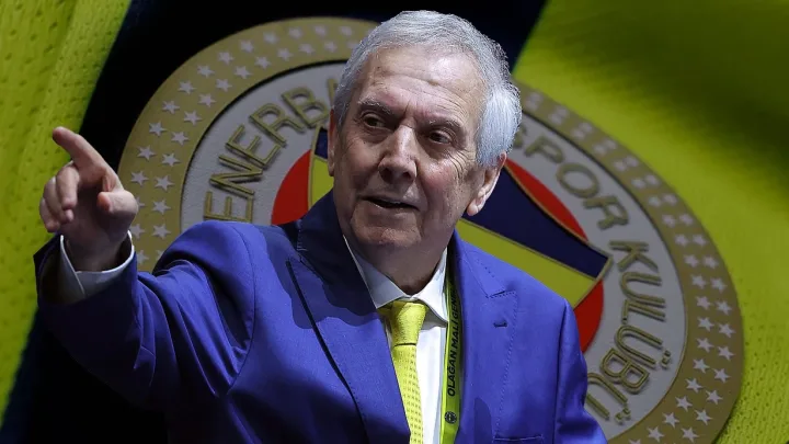 "Fənərbaxça" bu məşhur məşqçini istəyir 