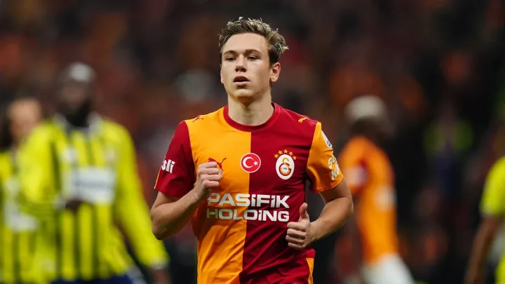 "Barselona" "Qalatasaray"ın ulduzu üçün hərəkətə keçdi
