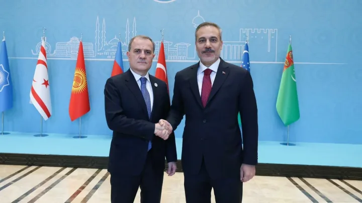 Ceyhun Bayramov Ankarada Hakan Fidanla görüşdü