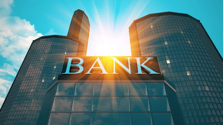 Azərbaycanda banklar yenə birləşəcək?