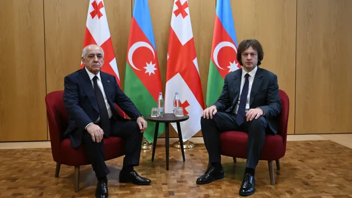 Əli Əsədov və İrakli Kobaxidze görüşüb