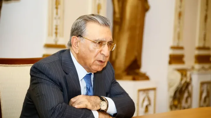 Mehdiyevin kitabları kitabxanalardan yığışdırılır 