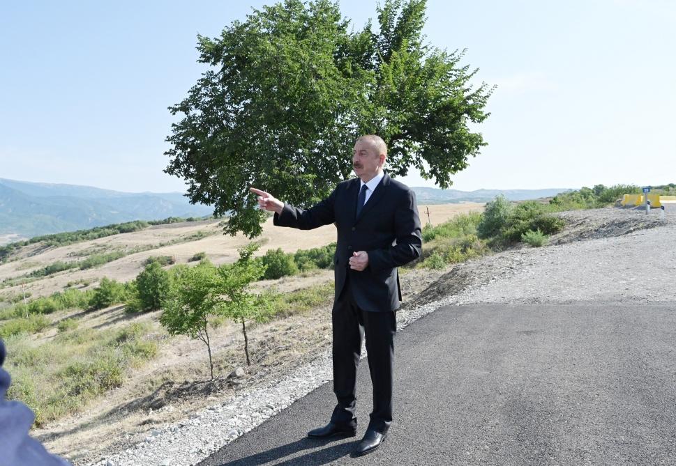 Prezident avtomobil yolunun yenidən qurulması layihəsi ilə tanış olub - 