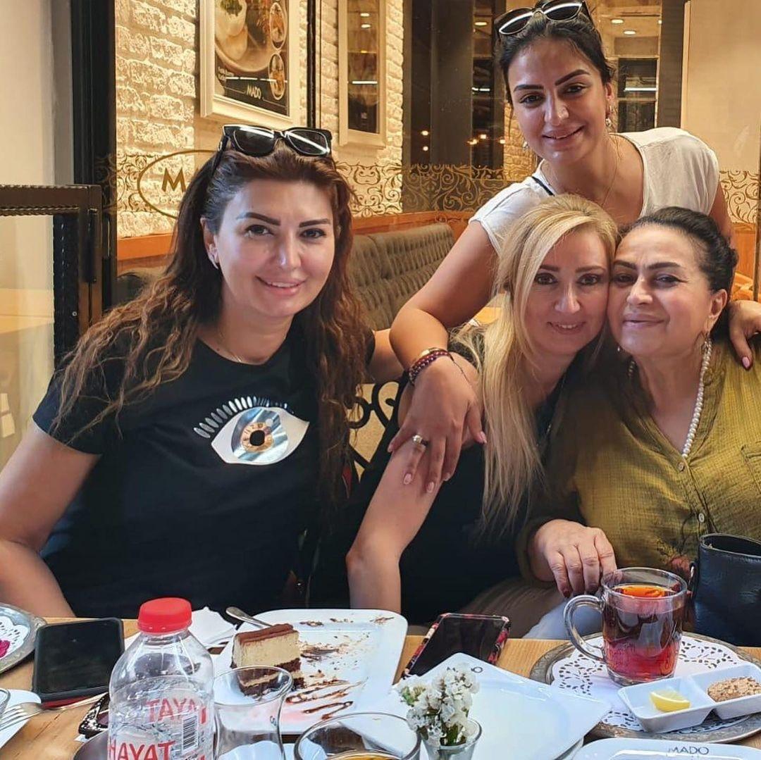 Bu da əməkdar artist Firuzə İbadovanın qızı Hülya - 