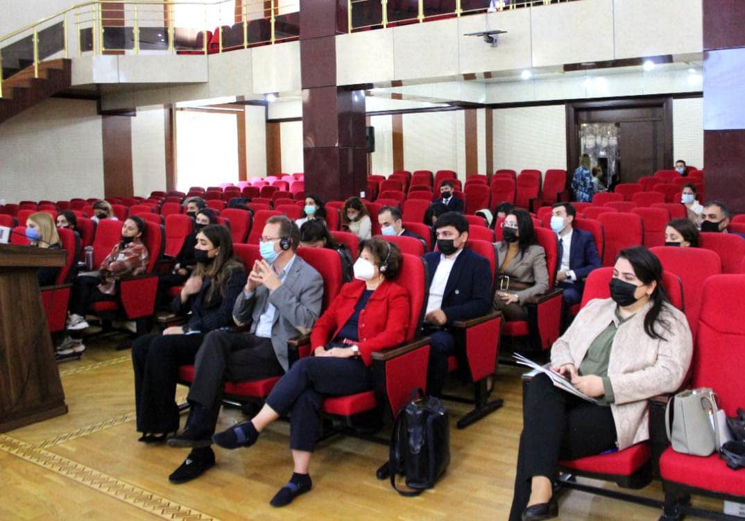 “Məişət zorakılığı media müstəvisində” mövzusunda 
