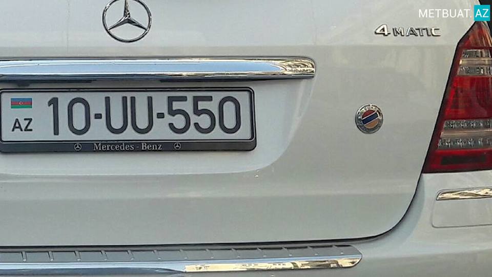 Üzərində Ermənistan bayrağı olan avtomobilin sahibi: