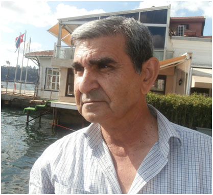 Yazarlar Mövludun intiharından danışdı