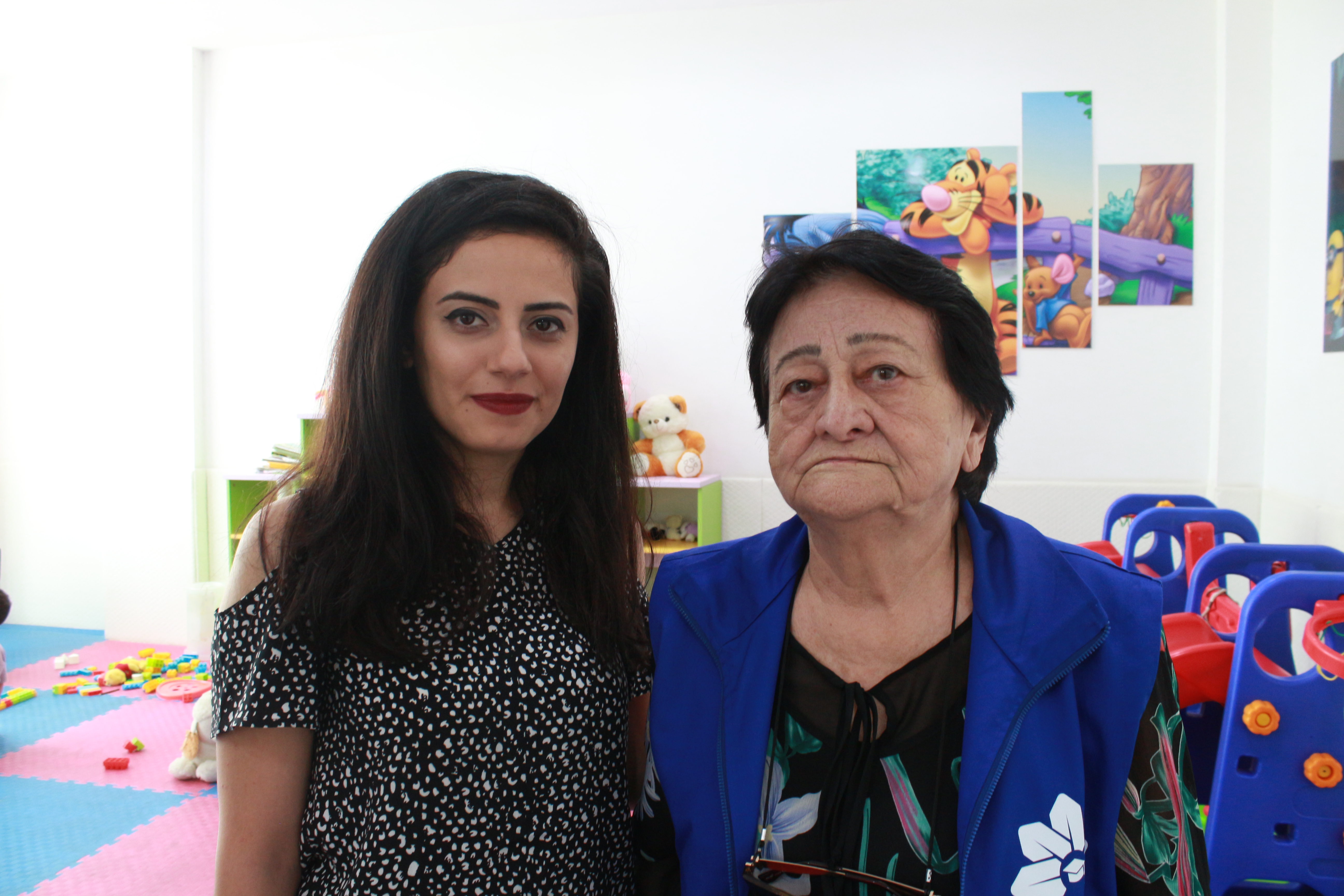 Yaşlı könüllülər “ASAN xidmət”də