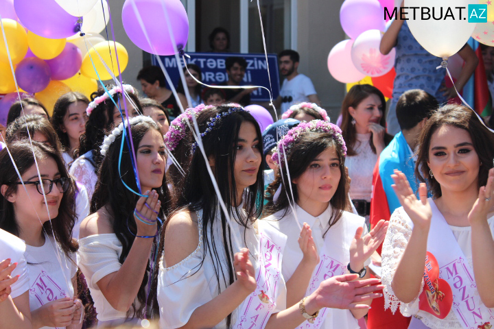 ​Bakı məktəblərində son zəng keçirilir
