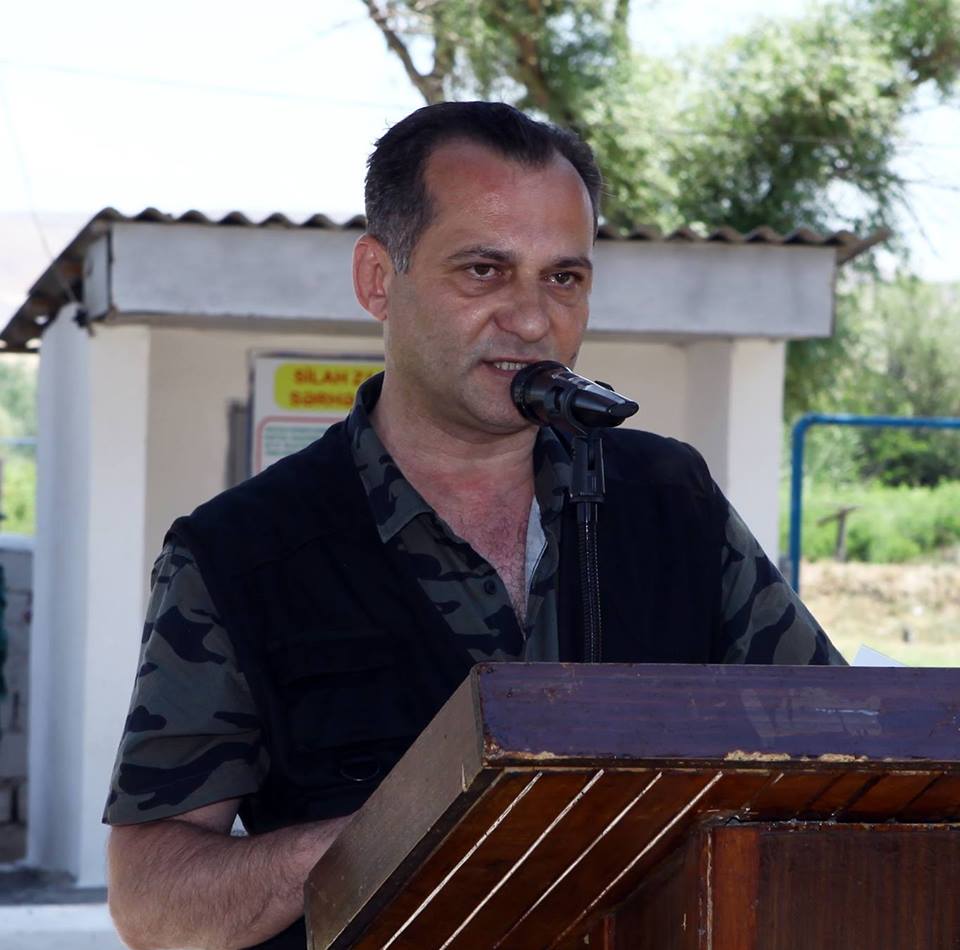 Hansı yazılar media nümayəndələrində qıcığa səbəb olur?