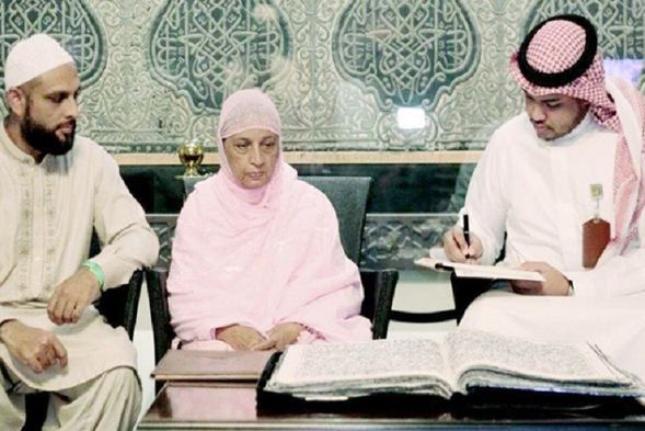 Əl naxışı Quran-i Kərimi 32 ilə hazırladı -