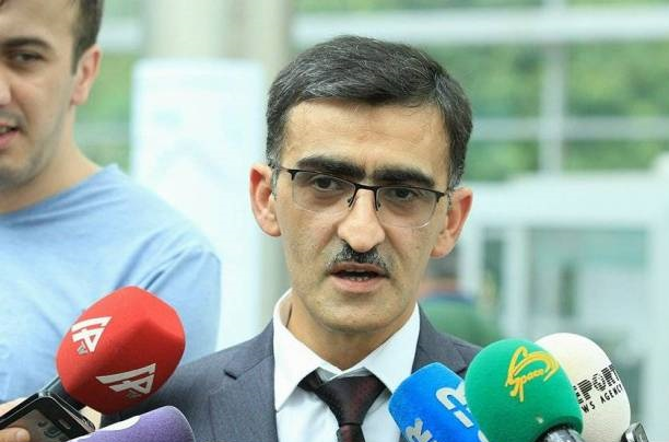 Mətbuat katibləri "XAM" SUAL verən jurnalistlərdən danışdı