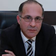 "Saat 4-də Anar Nağılbazı iki tanışıyla söhbət edərək evlərinə tərəf gedəndə gördüm"