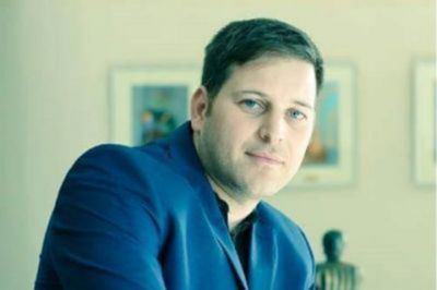 "Saat 4-də Anar Nağılbazı iki tanışıyla söhbət edərək evlərinə tərəf gedəndə gördüm"