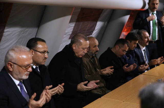 Ərdoğan şəhid ailəsini ziyarət etdi